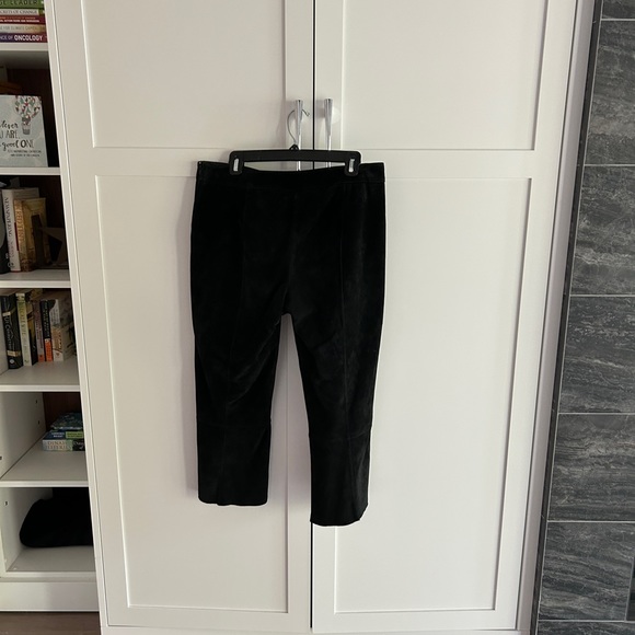 Danier suede crop pants - Picture 3 of 6